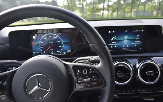 Mercedes-Benz Klasa A cena 95000 przebieg: 27000, rok produkcji 2019 z Krasnystaw małe 37